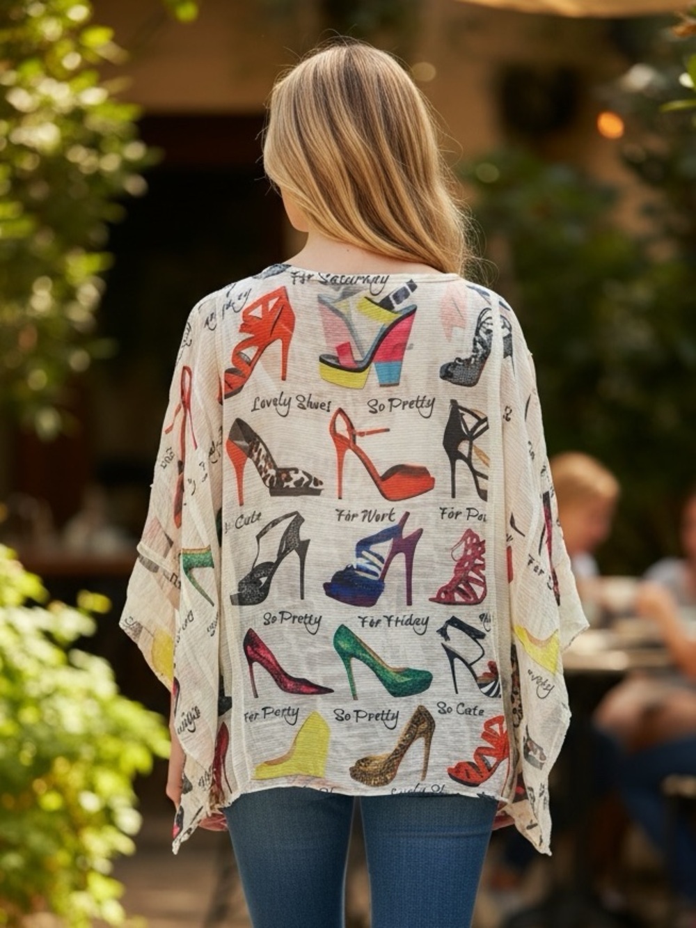🫶🏻 Shoe Motif Printed Short-Sleeve Block Pullover Top - Picture 2 of 3